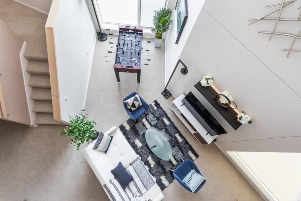 Two Modern Penthouses On Mass By Cozysuites 인디애나폴리스 외부 사진